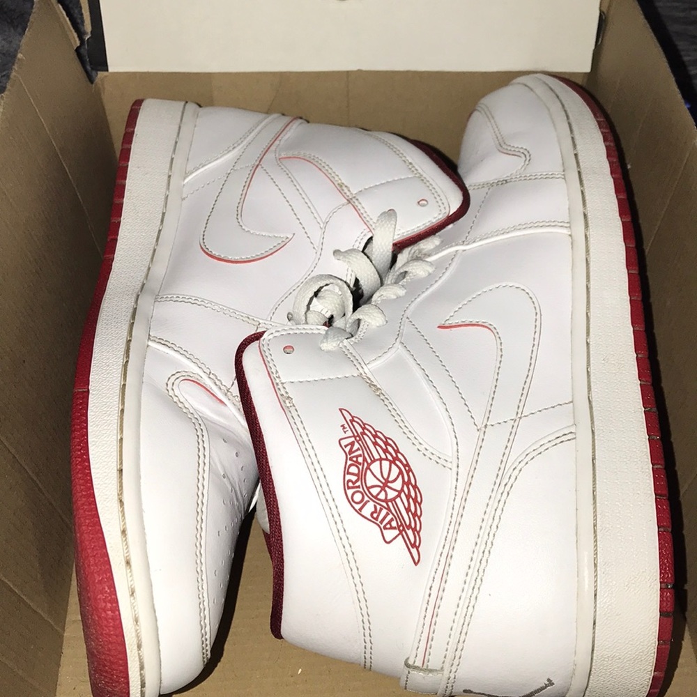 Air Jordan 1 Mid